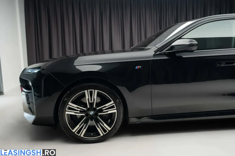 BMW 740d (Seria 7) din 2025 cu 10.000 km - oferta BMW226609 - foto 7