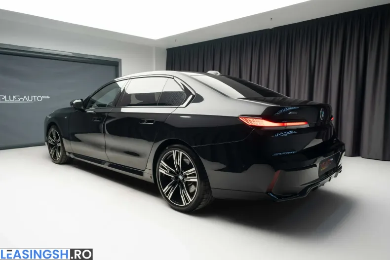 BMW 740d (Seria 7) din 2025 cu 10.000 km - oferta BMW226609 - foto 12