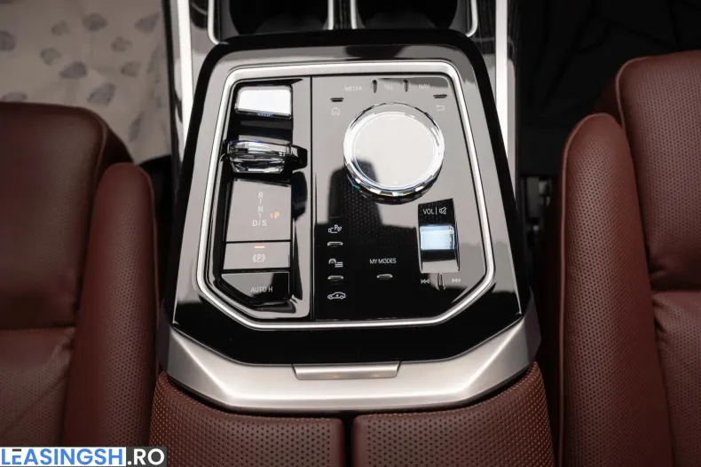 BMW 740d (Seria 7) din 2025 cu 10.000 km - oferta BMW226609 - foto 38