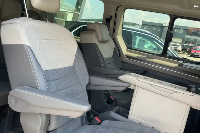 Volkswagen Multivan din 2026 cu 1 km - oferta VOL226624 - foto 36
