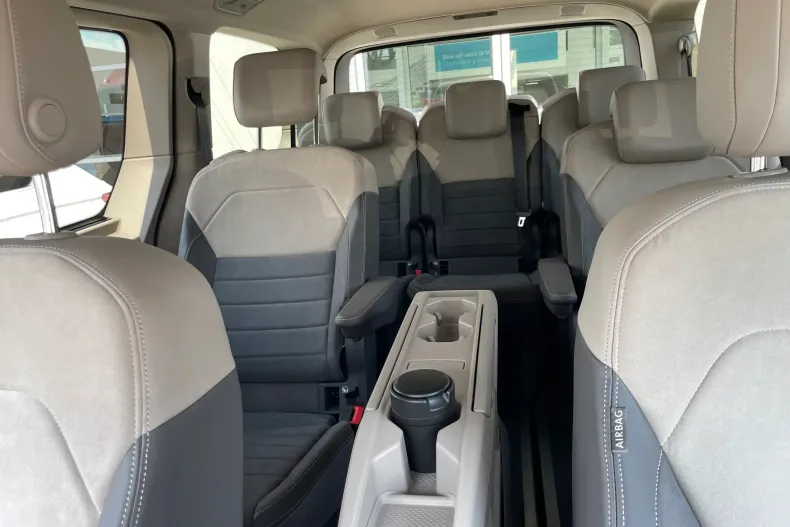 Volkswagen Multivan din 2026 cu 1 km - oferta VOL226624 - foto 40