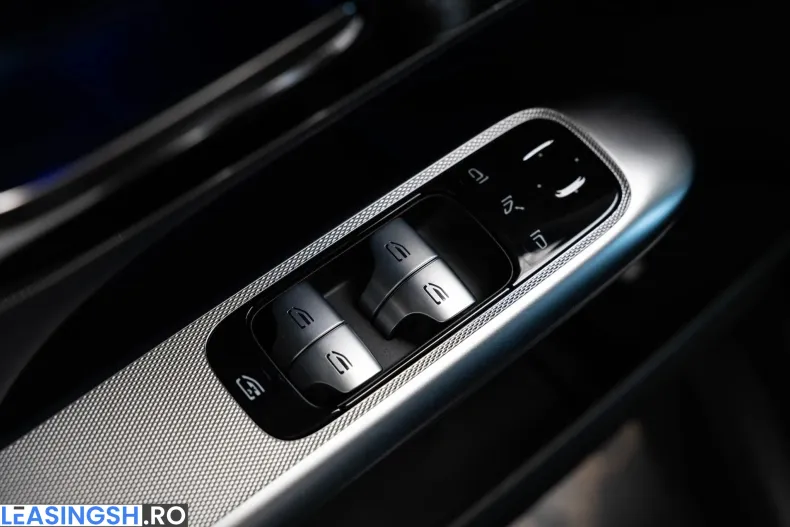 Mercedes-Benz GLC (Clasa GLC) din 2025 cu 18.869 km - oferta MER226627 - foto 17