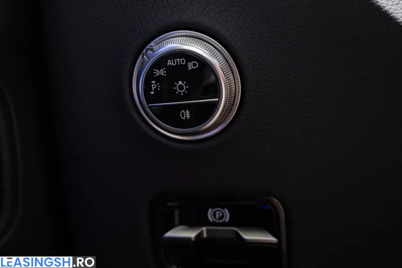 Mercedes-Benz GLC (Clasa GLC) din 2025 cu 12.241 km - oferta MER226631 - foto 30