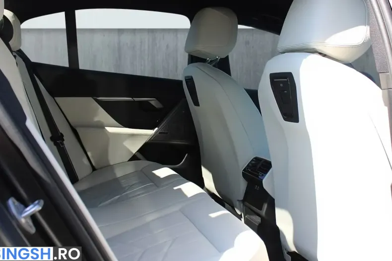 BMW 530 (Seria 5) din 2026 cu 51 km - oferta BMW226643 - foto 23