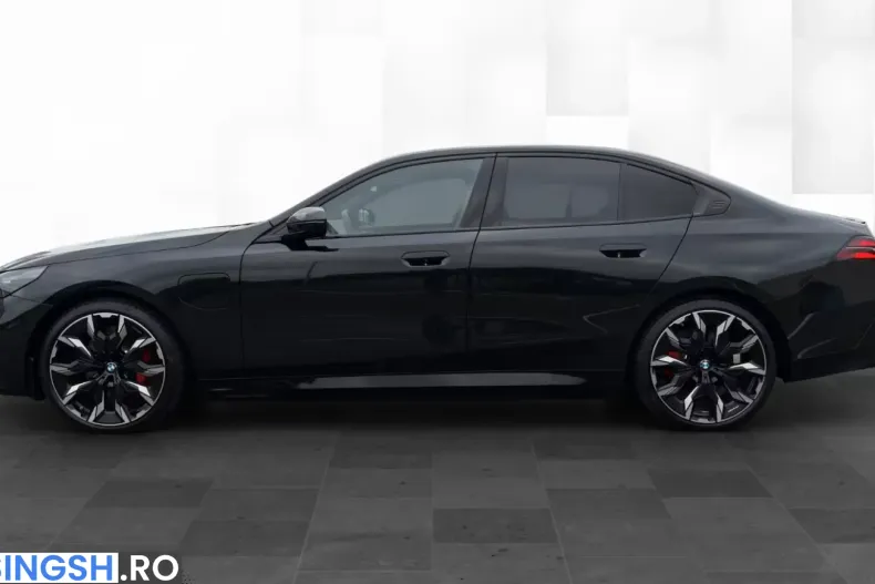 BMW 530 (Seria 5) din 2025 cu 3.200 km - oferta BMW226645 - foto 4