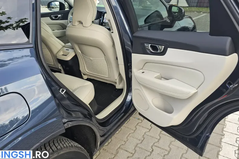 Volvo XC60 din 2024 cu 24.500 km - oferta VOL226647 - foto 20