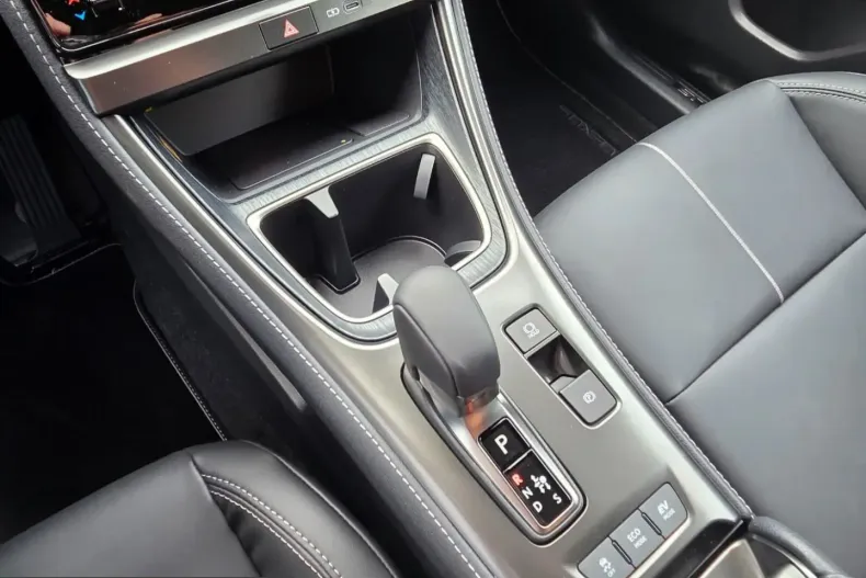 Lexus LBX din 2025 cu 3.500 km - oferta LEX226650 - foto 13