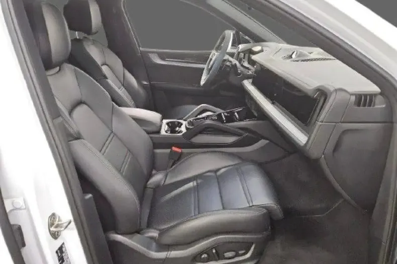 Porsche Cayenne din 2025 cu 42.499 km - oferta POR226656 - foto 3