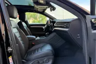 Volkswagen Touareg din 2023 cu 149.000 km - oferta VOL226658 - foto 17