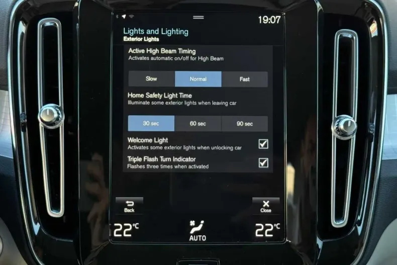 Volvo XC40 din 2020 cu 101.000 km - oferta VOL226659 - foto 33