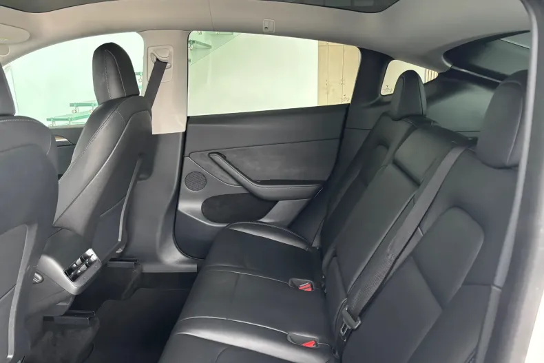 Tesla Model Y din 2022 cu 41.400 km - oferta TES226662 - foto 12