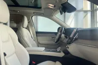 Volvo XC90 din 2025 cu 2.000 km - oferta VOL226664 - foto 10