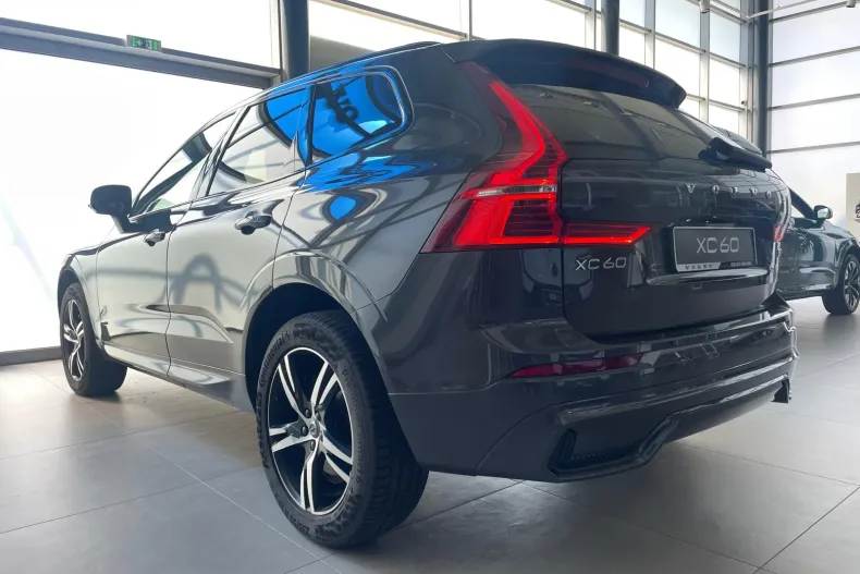 Volvo XC60 din 2022 cu 73.000 km - oferta VOL226665 - foto 7