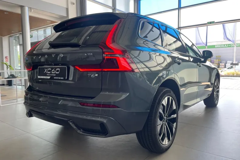Volvo XC60 din 2026 cu 9 km - oferta VOL226666 - foto 5