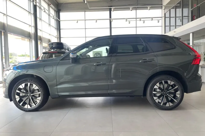 Volvo XC60 din 2026 cu 9 km - oferta VOL226666 - foto 8
