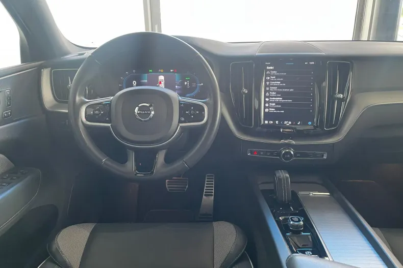 Volvo XC60 din 2021 cu 93.000 km - oferta VOL226667 - foto 10