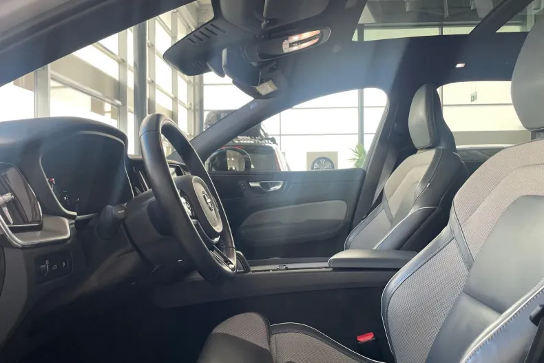 Volvo XC60 din 2021 cu 93.000 km - oferta VOL226667 - foto 11