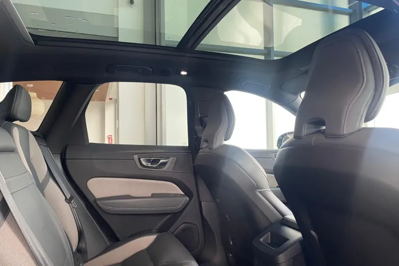 Volvo XC60 din 2021 cu 93.000 km - oferta VOL226667 - foto 14