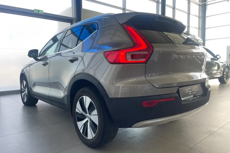 Volvo XC40 din 2021 cu 64.000 km - oferta VOL226669 - foto 6