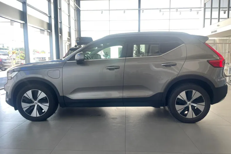 Volvo XC40 din 2021 cu 64.000 km - oferta VOL226669 - foto 7