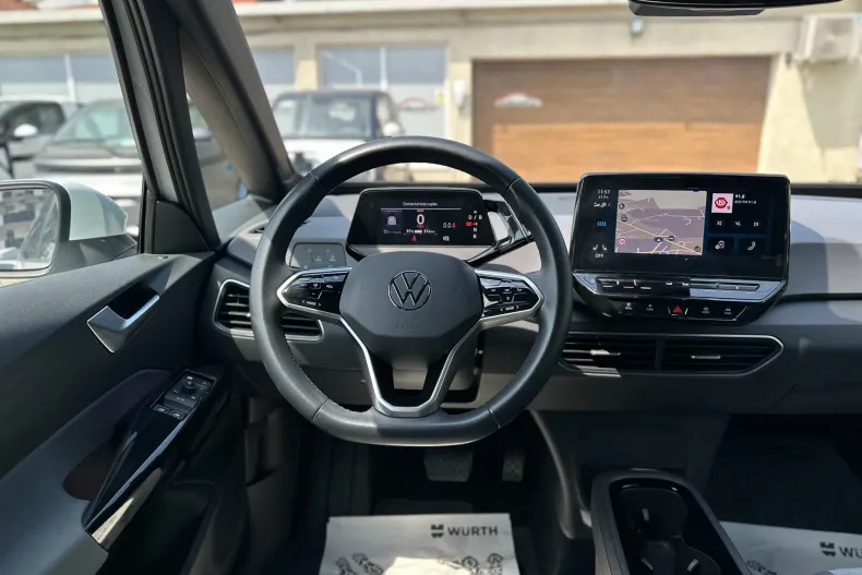 Volkswagen ID.3 din 2023 cu 18.218 km - oferta VOL226672 - foto 5