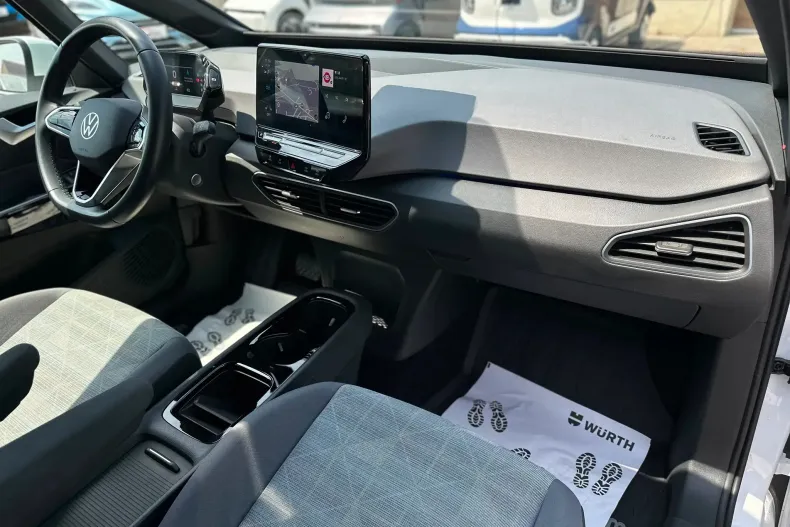 Volkswagen ID.3 din 2023 cu 18.218 km - oferta VOL226672 - foto 6
