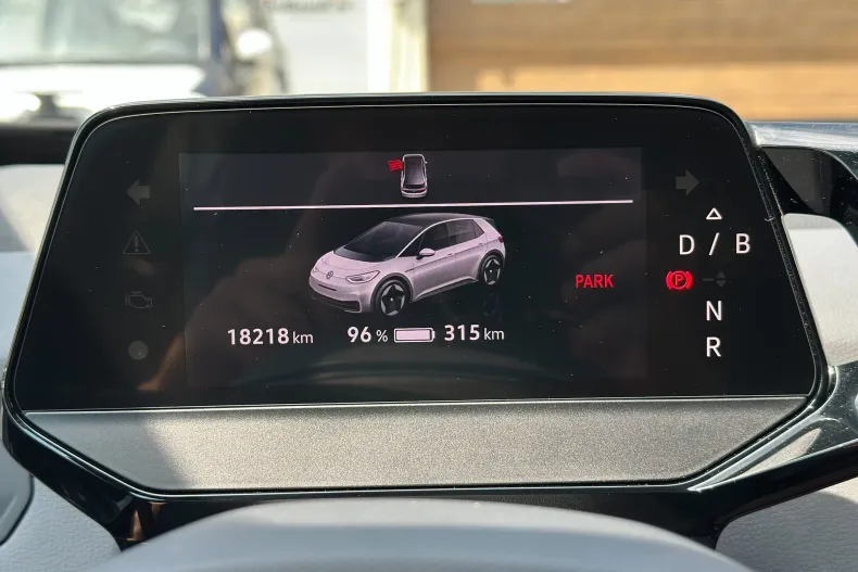 Volkswagen ID.3 din 2023 cu 18.218 km - oferta VOL226672 - foto 7