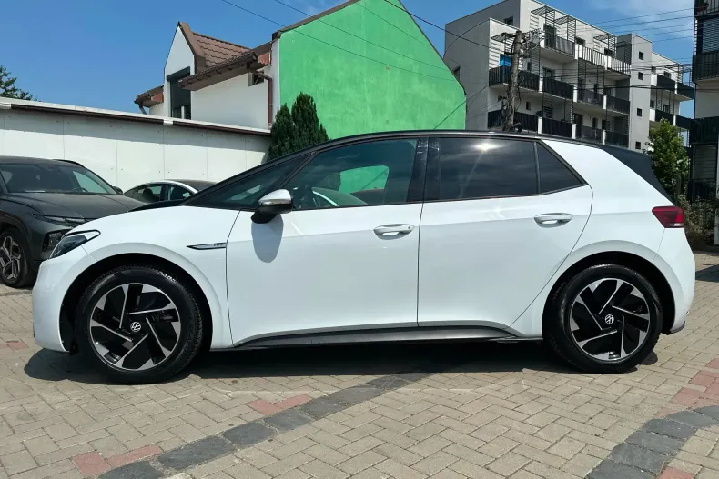 Volkswagen ID.3 din 2023 cu 18.218 km - oferta VOL226672 - foto 12
