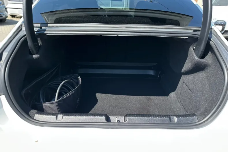 Mercedes-Benz EQE (Clasa E) din 2023 cu 79.249 km - oferta MER226674 - foto 39