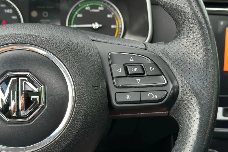 MG ZS EV din 2021 cu 73.039 km - oferta MG0226678 - foto 17