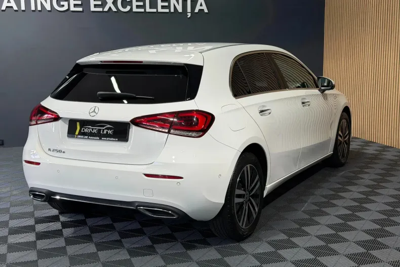 Mercedes-Benz A 250 (Clasa A) din 2022 cu 65.794 km - oferta MER226684 - foto 4