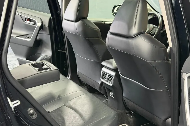 Toyota RAV4 din 2022 cu 141.195 km - oferta TOY226685 - foto 21