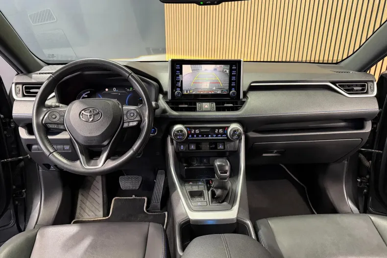 Toyota RAV4 din 2022 cu 136.180 km - oferta TOY226687 - foto 11