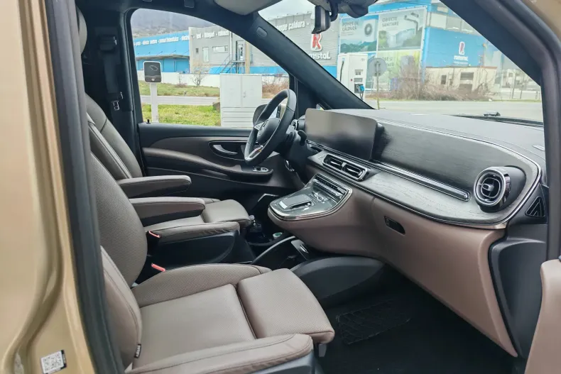 Mercedes-Benz V (Clasa V) din 2025 cu 11.700 km - oferta MER226689 - foto 14