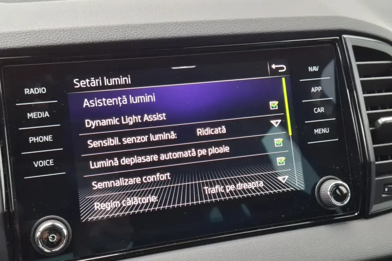 Skoda Karoq din 2025 cu 9.500 km - oferta SKO226697 - foto 23