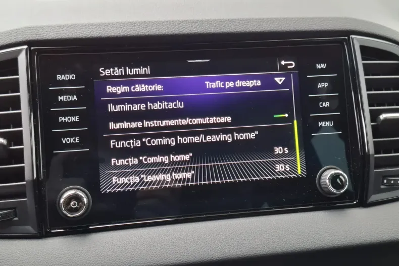 Skoda Karoq din 2025 cu 9.500 km - oferta SKO226697 - foto 24