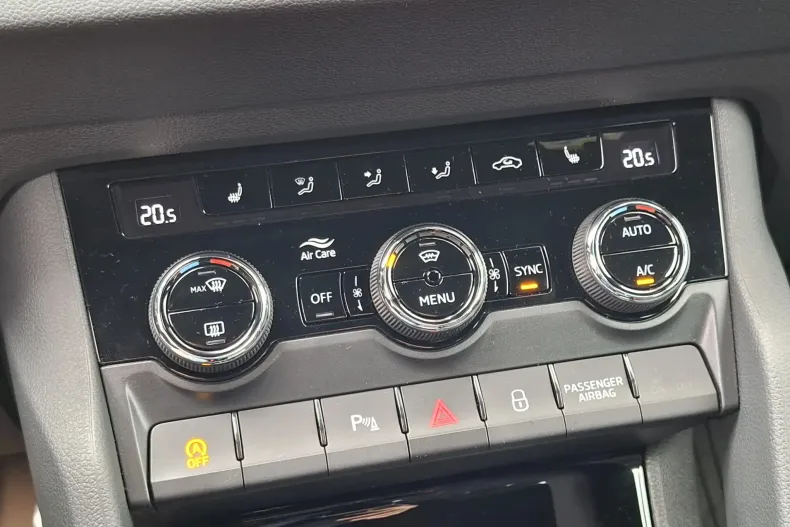 Skoda Karoq din 2025 cu 9.500 km - oferta SKO226697 - foto 33