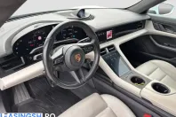 Porsche Taycan din 2023 cu 64.400 km - oferta POR226698 - foto 8