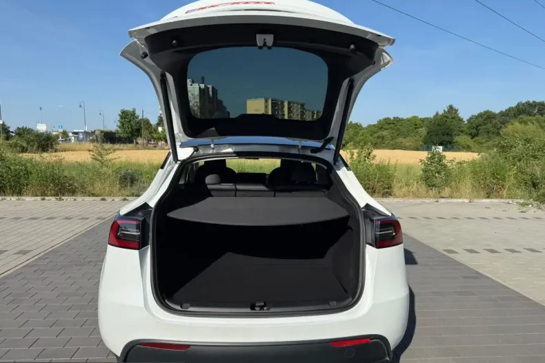 Tesla Model Y din 2024 cu 42.720 km - oferta TES226701 - foto 10