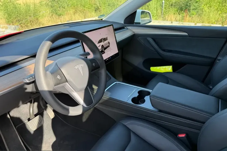Tesla Model Y din 2024 cu 42.720 km - oferta TES226701 - foto 12
