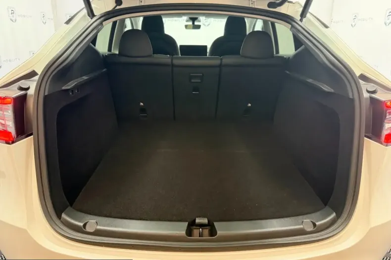 Tesla Model Y din 2023 cu 59.170 km - oferta TES226702 - foto 11