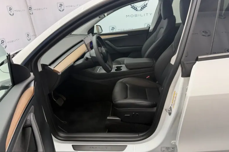 Tesla Model Y din 2023 cu 59.170 km - oferta TES226702 - foto 21