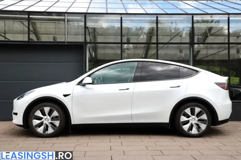 Tesla Model Y din 2023 cu 56.400 km - oferta TES226704 - foto 8
