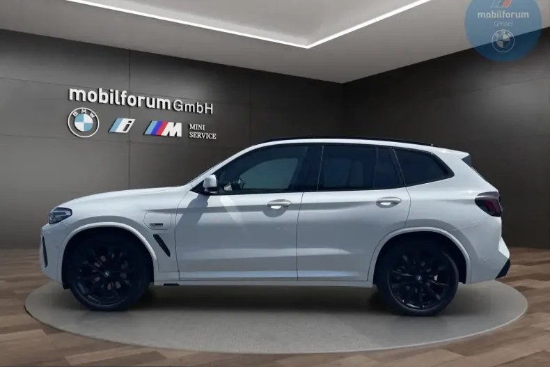 BMW X3 (Seria X) din 2022 cu 70.048 km - oferta BMW226707 - foto 5