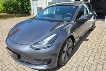 Tesla Model 3 din 2023 - oferta TES226711