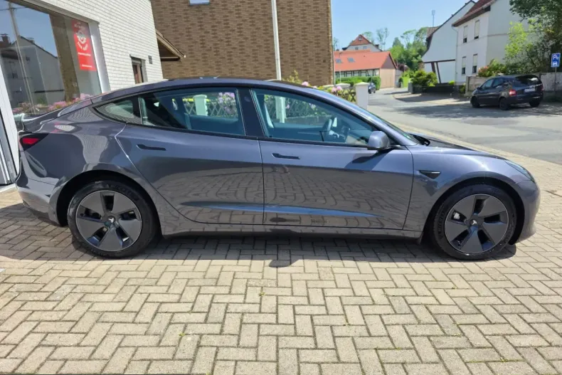 Tesla Model 3 din 2023 cu 15.226 km - oferta TES226711 - foto 4