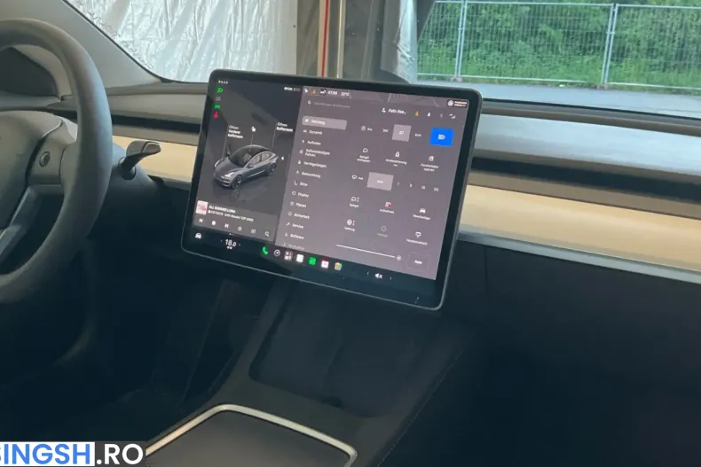 Tesla Model 3 din 2023 cu 52.674 km - oferta TES226712 - foto 8