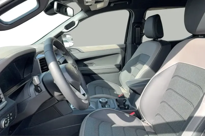 Volkswagen Amarok din 2025 cu 8.000 km - oferta VOL226714 - foto 8