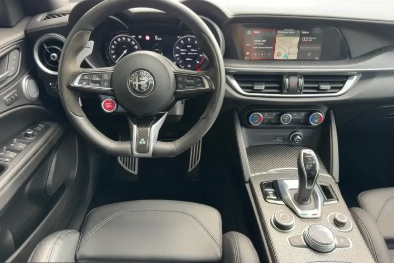 Alfa Romeo Stelvio din 2024 cu 25.428 km - oferta ALF226716 - foto 8
