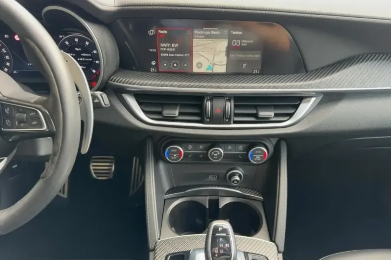 Alfa Romeo Stelvio din 2024 cu 25.428 km - oferta ALF226716 - foto 10